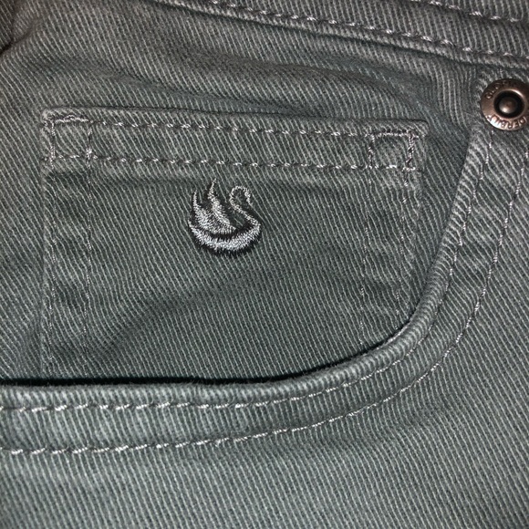 Women’s Gloria Vanderbilt Jeans - Picture 4 of 8